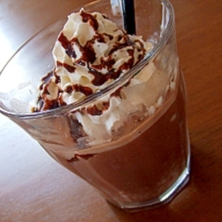 おうちで スタバ風ダークモカチップフラペチーノ レシピ 作り方 By アルビン1006 楽天レシピ おうちで スタバ風ダークモカチップフラペチーノ レシピ 作り方 By アルビン1006 楽天レシピ